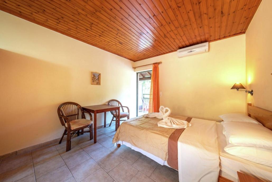 Mimosa With Pool Appartement *