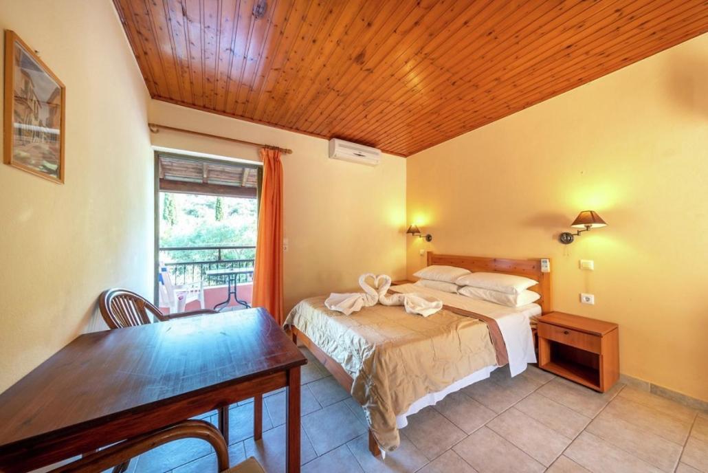 Mimosa With Pool Appartement Paleokastritsa